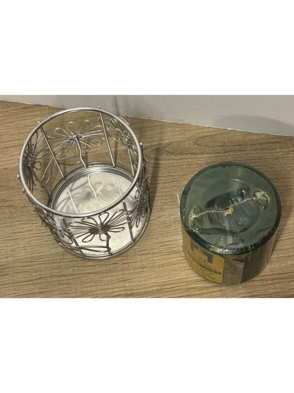 Gibson Bayberry Scented Candle Hunter Green With Silver Floral Candle Holder USA